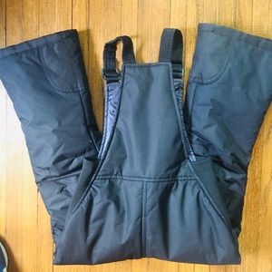 Black snow pants